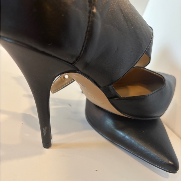 a.n.a Black Pointed Toe Heels - Picture 3 of 4
